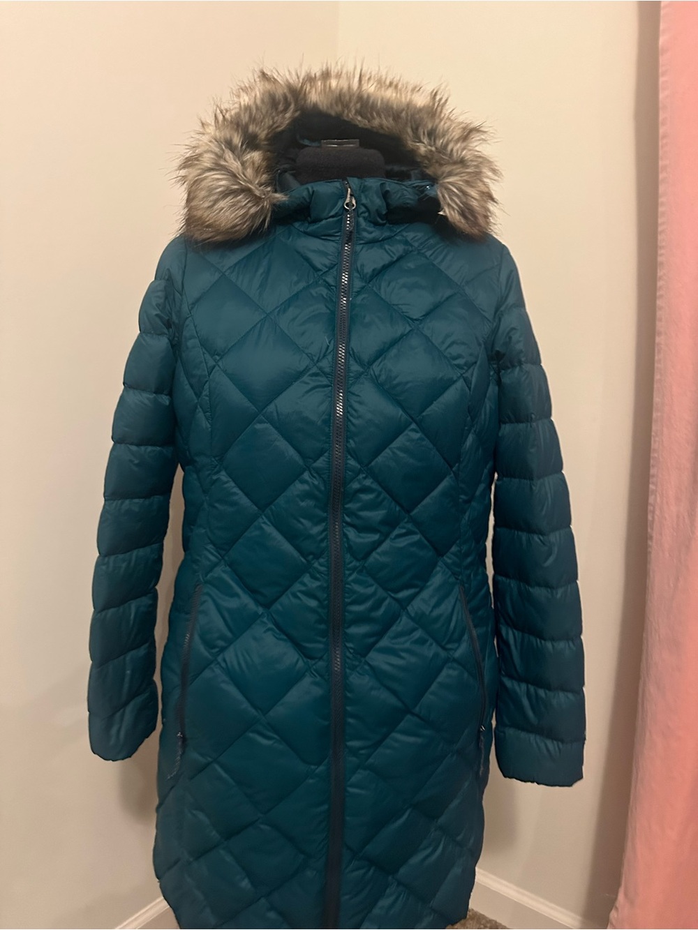 Eddie Bauer Teal Quilted Hooded Winter Coat with Faux Fur Trim